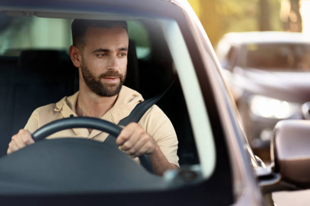 مكتب نقل ملكية سيارة